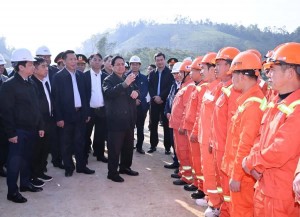 Thủ tướng Phạm Minh Chính đi kiểm tra Dự án 2 tuyến cao tốc ở Lạng Sơn, Cao Bằng