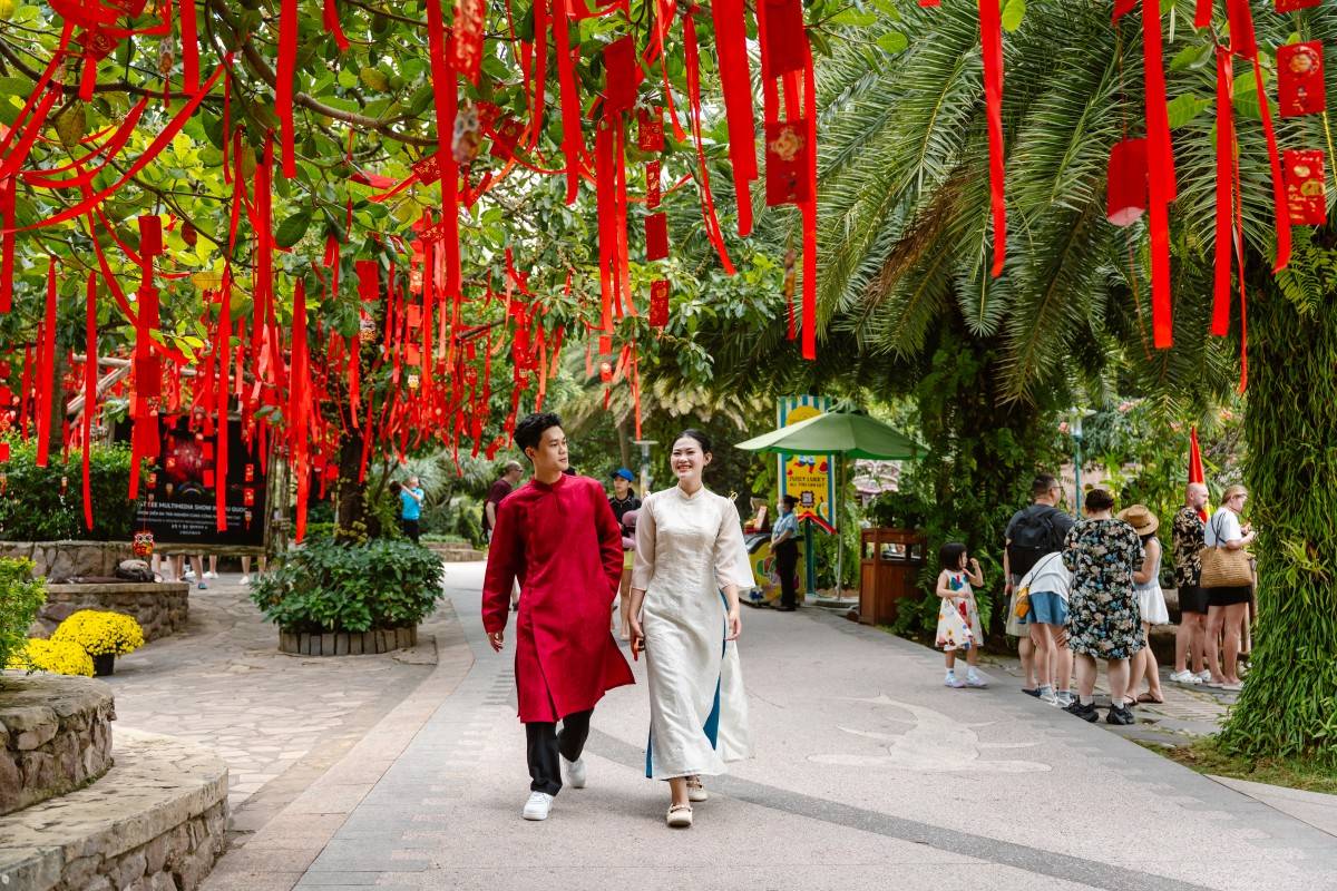 Không khí Tết rộn ràng mọi cung đường tại Sun World Hon Thom