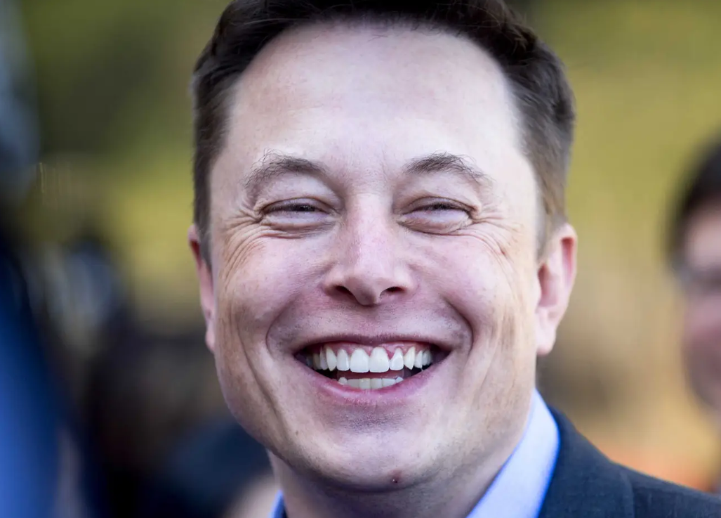 Nụ cười đón chào năm mới 2026 của Tỷ phú giàu nhất hành tinh – Elon Musk