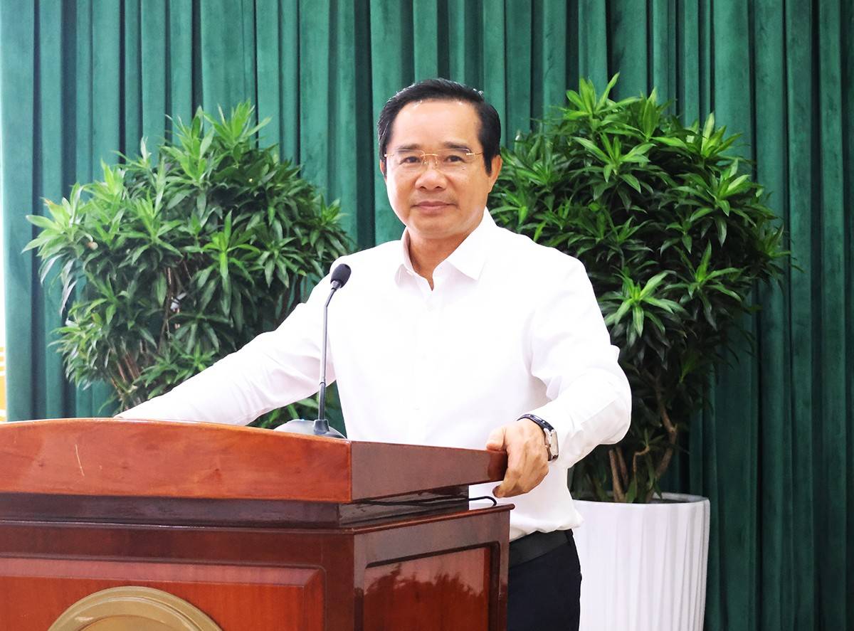 Chủ tịch UBND Thành phố Nguyễn Văn Được phát biểu tại buổi họp mặt