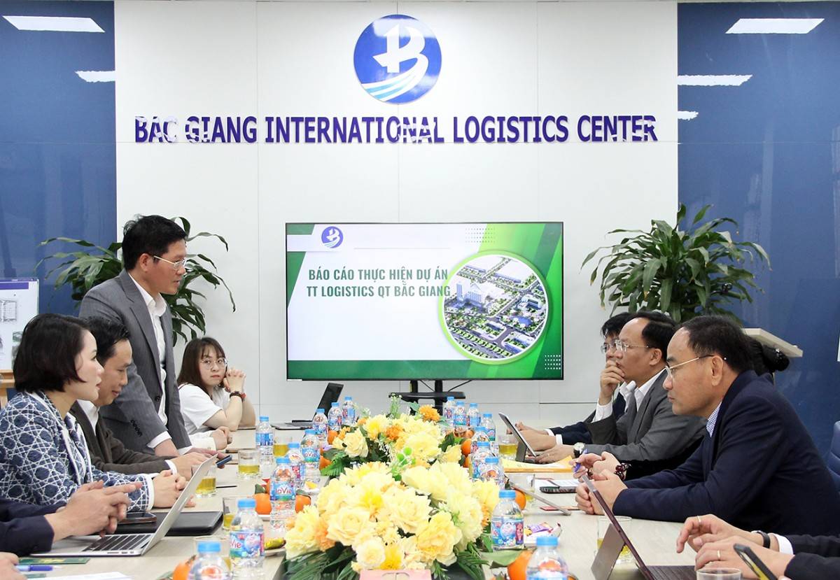 Phó Chủ tịch UBND tỉnh Bắc Ninh: Tháo gỡ vướng mắc thủ tục, đẩy nhanh tiến độ các dự án trọng điểm Phó Chủ tịch UBND tỉnh Bắc Ninh: Tháo gỡ vướng mắc thủ tục, đẩy nhanh tiến độ các dự án trọng điểm