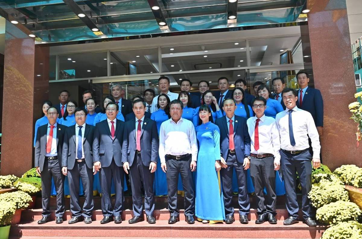 Lãnh đạo tỉnh Khánh Hòa thăm, chúc Tết các cơ quan, đơn vị và các doanh nghiệp tiêu biểu