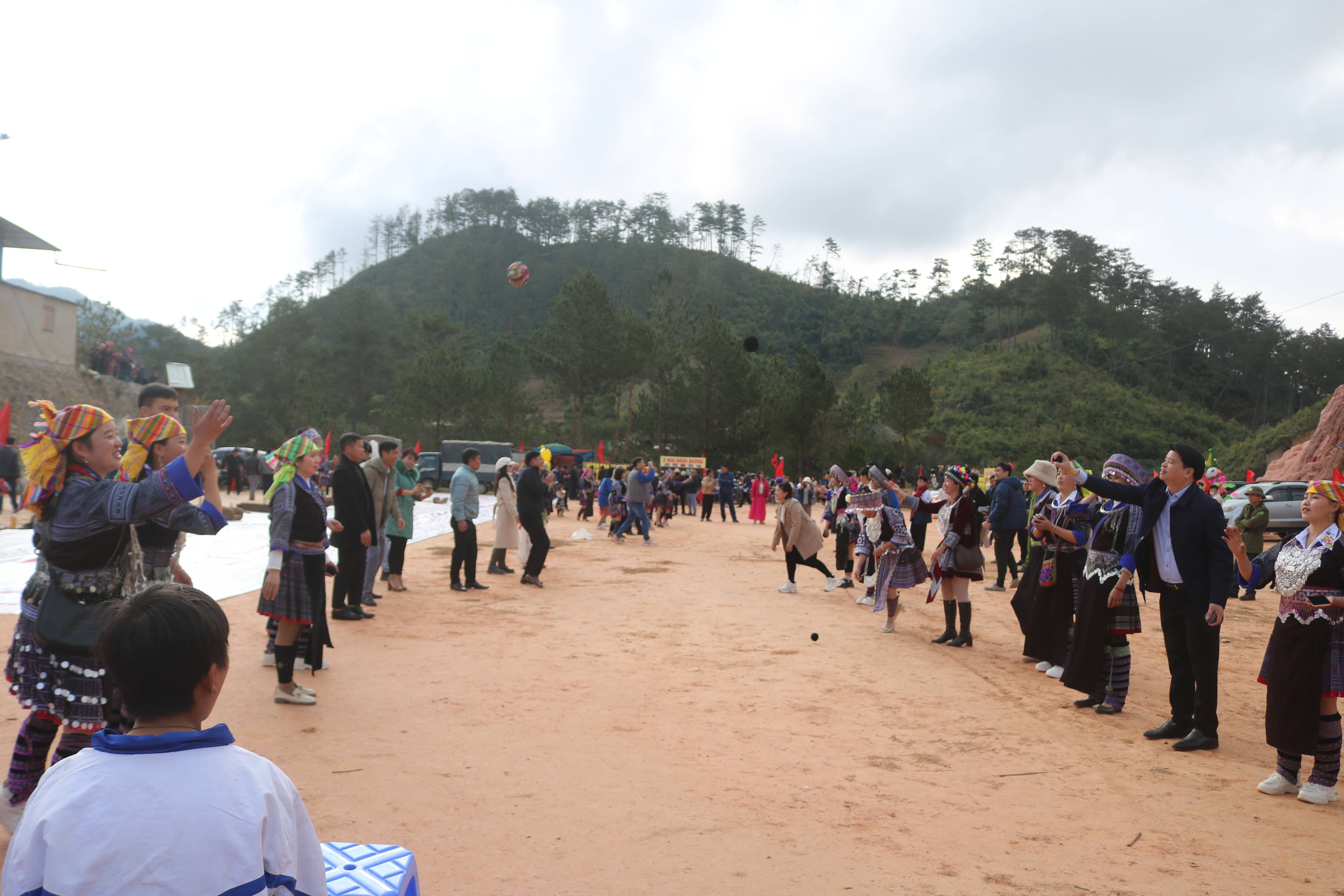 Lào Cai: Nâng tầm Tết Nav Tsaz 2026, tạo động lực phát triển du lịch Púng Luông