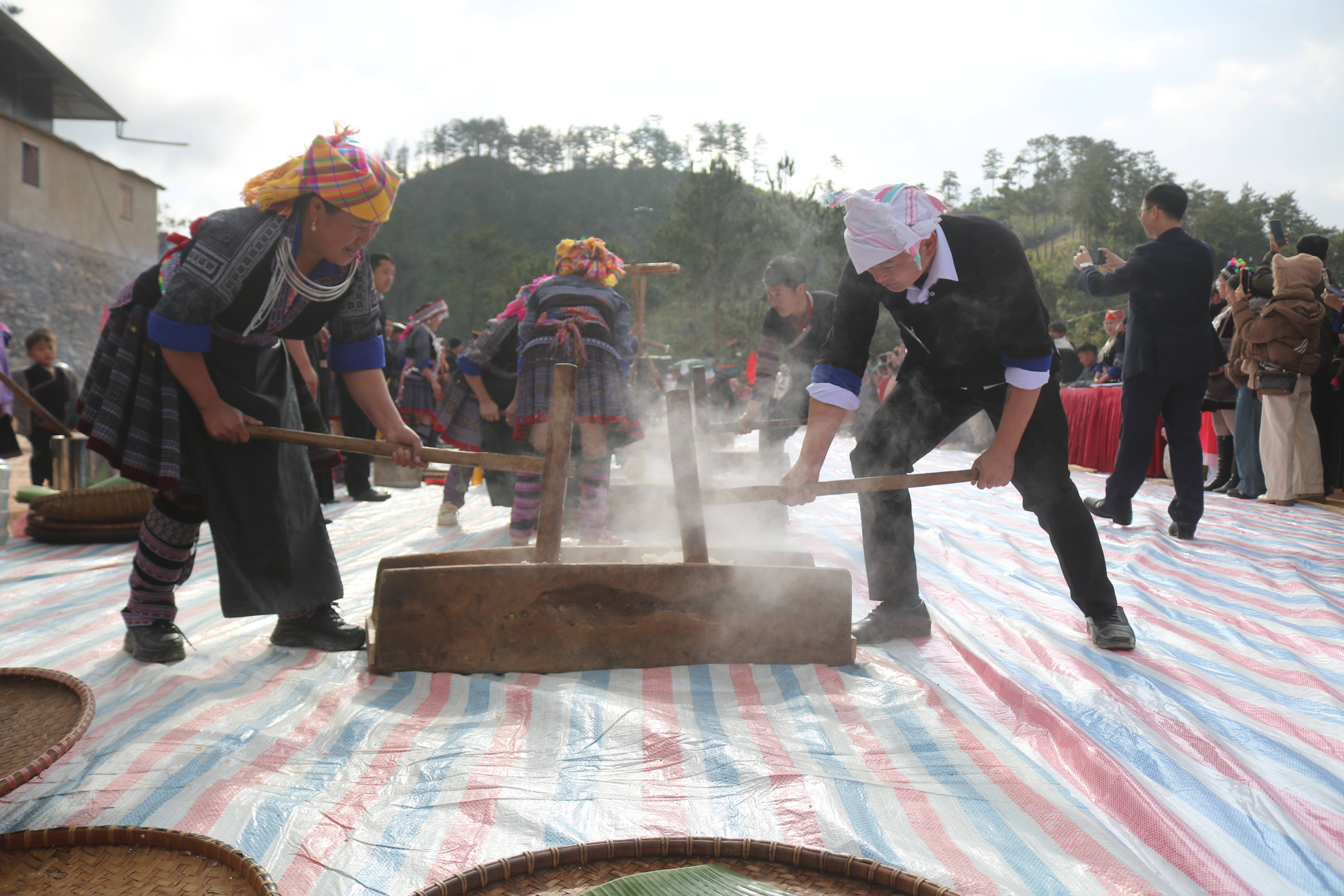 Lào Cai: Nâng tầm Tết Nav Tsaz 2026, tạo động lực phát triển du lịch Púng Luông