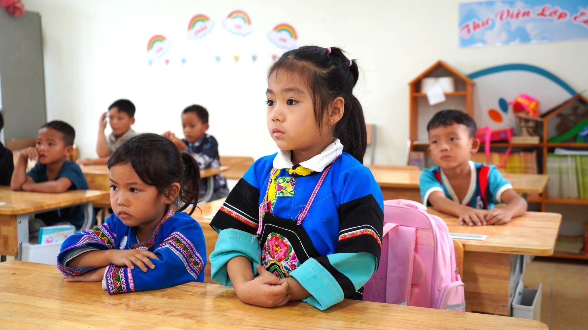 Lào Cai là địa phương đầu tiên trong cả nước thí điểm và hoàn thành phổ cập giáo dục mầm non cho trẻ 4 tuổi.