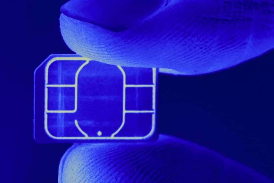 Ngân hàng cảnh báo chiêu lừa đảo mới: Đánh tráo chip thẻ