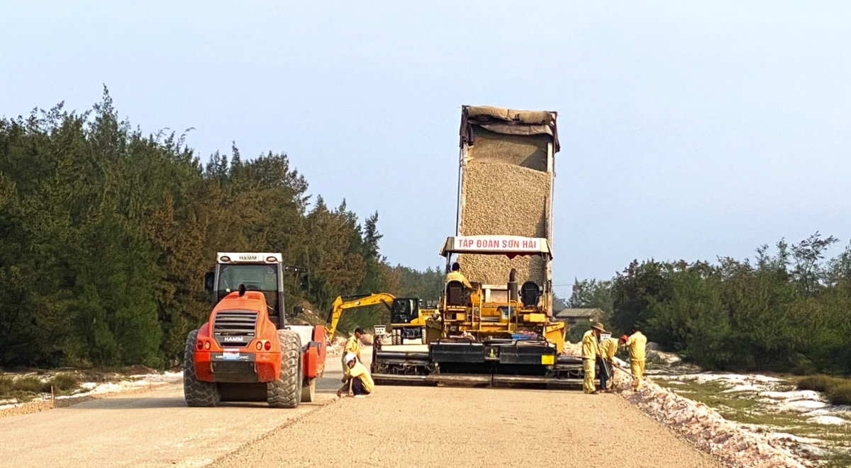 Quảng Trị tăng tốc thi công các công trình trọng điểm ngay sau Tết