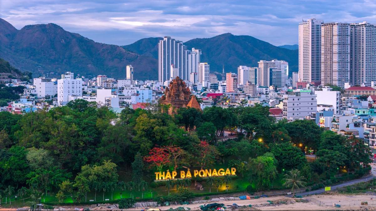 Di sản Champa thức giấc trong hình hài những tòa tháp biểu tượng tại Nam Nha Trang