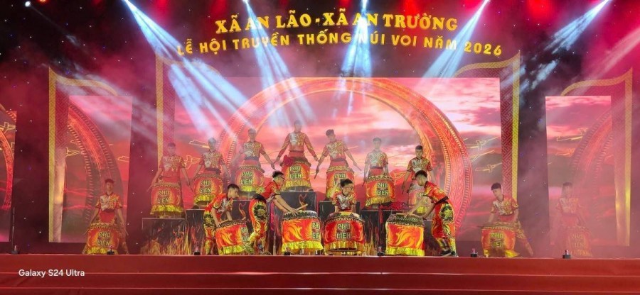 Núi Voi vào hội – Đêm xuân thắp sáng hào khí non thiêng