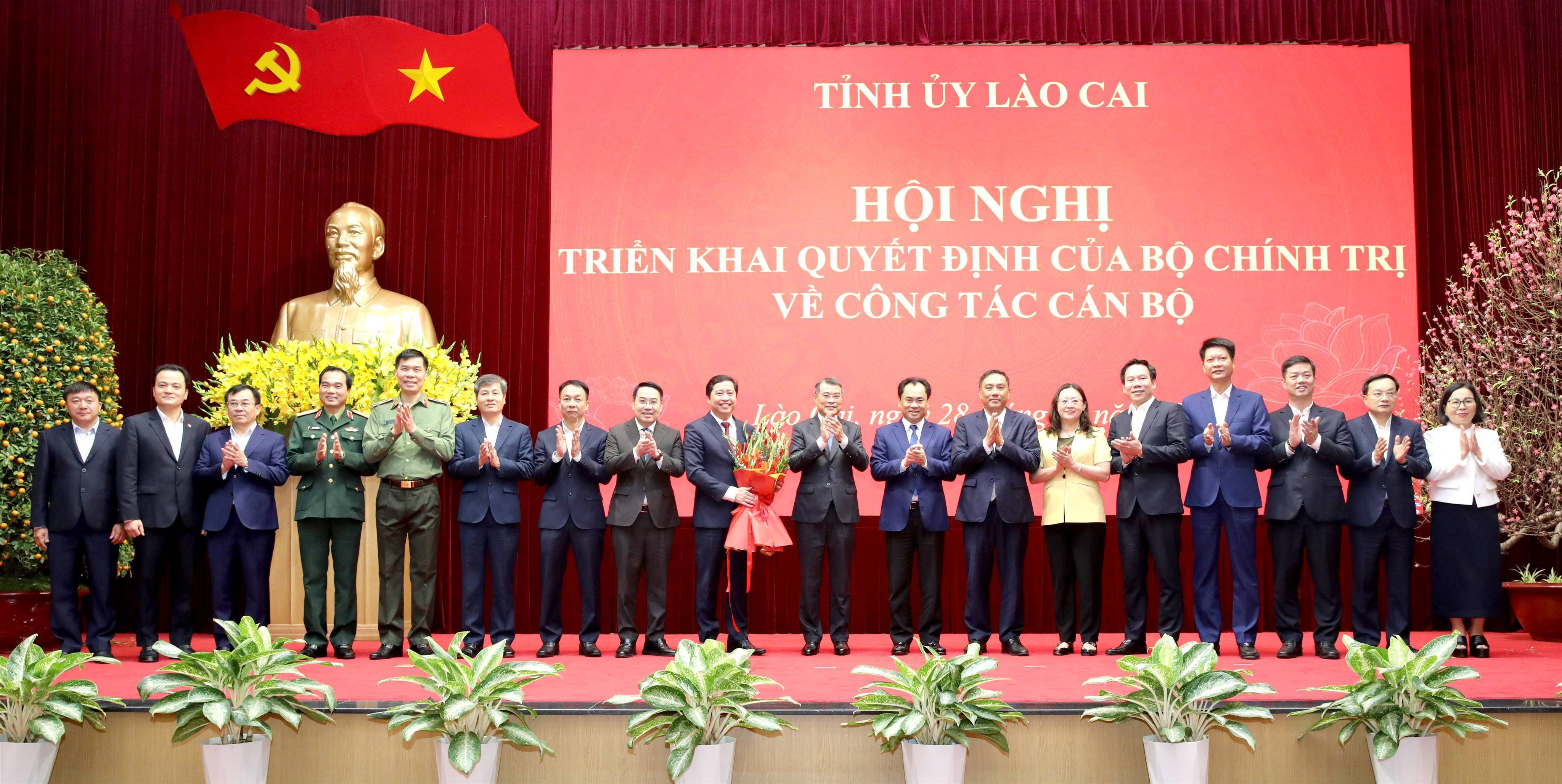 Lào Cai công bố Quyết định của Bộ Chính trị về nhân sự Bí thư Tỉnh ủy