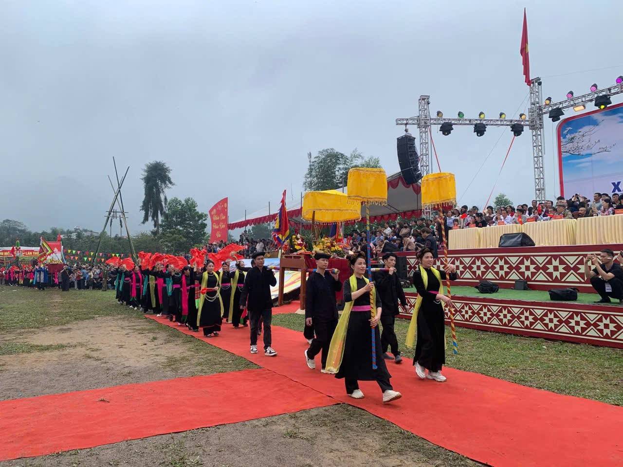 Lào Cai: Bảo tồn lễ hội Cầu mùa gắn với phát triển du lịch cộng đồng ở Thượng Bằng La