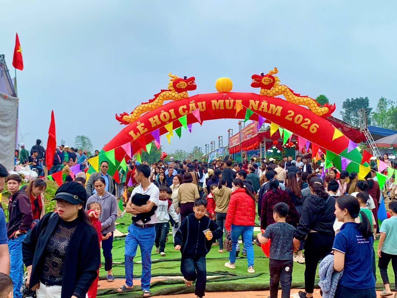 Lào Cai: Bảo tồn lễ hội Cầu mùa gắn với phát triển du lịch cộng đồng ở Thượng Bằng La