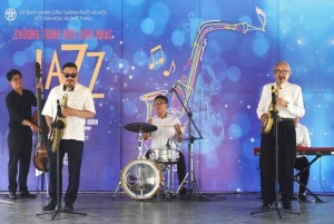 Lan tỏa giá trị văn hóa từ không gian biểu diễn cộng đồng tại hồ Gươm