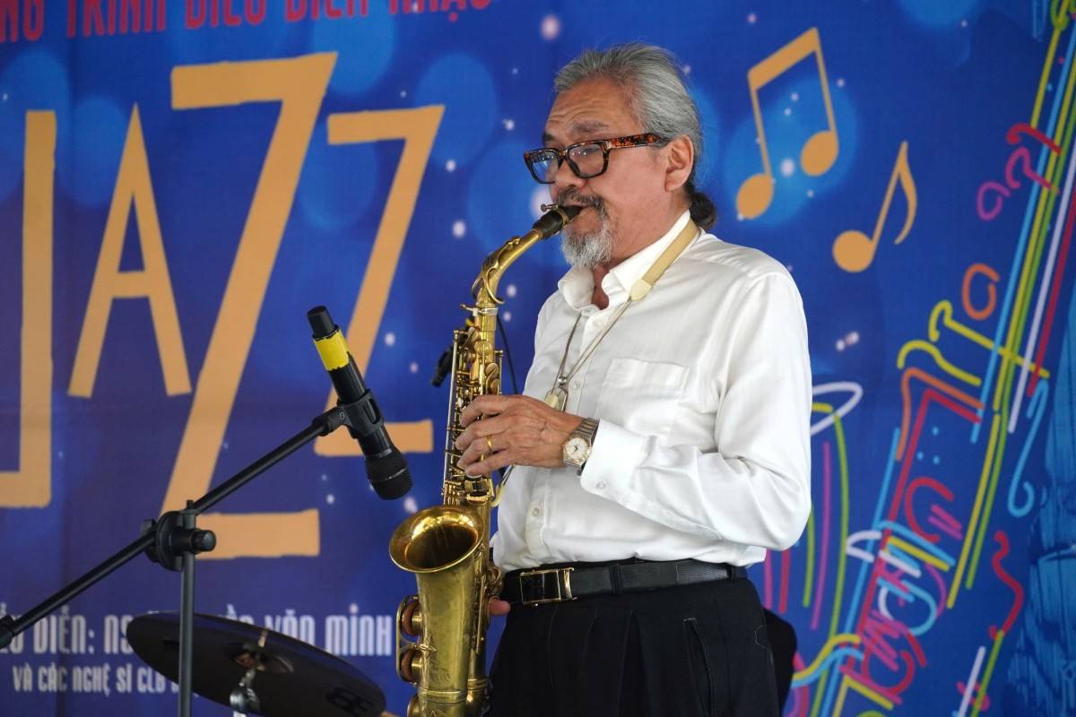 Lan tỏa giá trị văn hóa từ không gian biểu diễn cộng đồng tại hồ Gươm