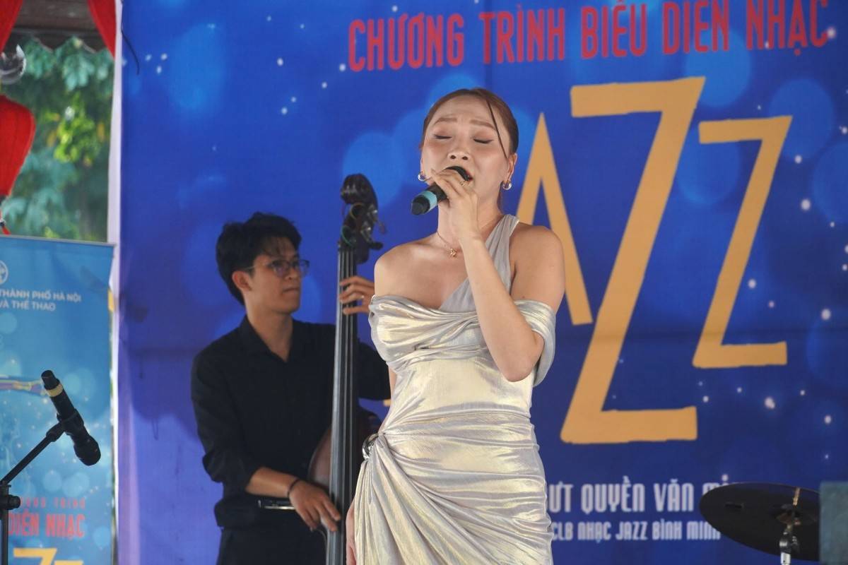 Lan tỏa giá trị văn hóa từ không gian biểu diễn cộng đồng tại hồ Gươm