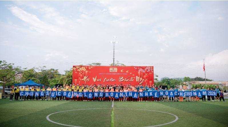 Khẩu hiệu của ngày thứ hai