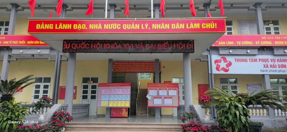 Trong những ngày này, từ các đô thị sầm uất đến những bản làng biên giới, hải đảo xa xôi của tỉnh Quảng Ninh, không khí chuẩn bị cho cuộc bầu cử đại biểu Quốc hội khóa XVI và đại biểu HĐND các cấp nhiệm kỳ 2026 - 2031 đang trở nên sôi động hơn bao giờ hết.
