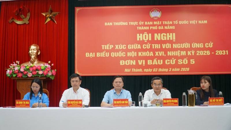  hội nghị tiếp xúc cử tri vận động bầu cử đại biểu Quốc hội khóa XVI tại Núi Thành, Đà Nẵng. Ảnh: Hoàng Bin