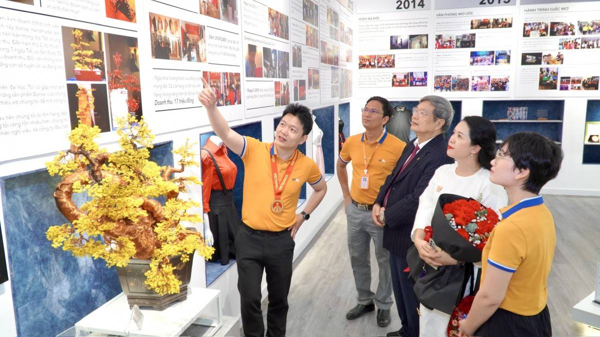 Không chỉ mở rộng về số lượng, YODY còn định hình phong cách theo hướng trẻ trung, ứng dụng cao và phù hợp khí hậu Việt Nam.