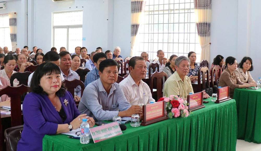 Đại biểu tham dự hội nghị