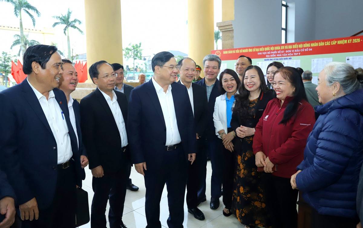 Ứng cử viên ĐBQH khóa XVI trình bày chương trình hành động trước cử tri Hà Tĩnh