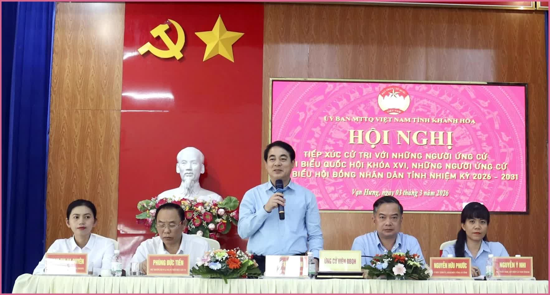 Khánh Hòa: Hội nghị tiếp xúc cử tri Phường Nam Nha Trang và xã Vạn Hưng với những người ứng cử đại biểu Quốc Hội, và HĐND các cấp