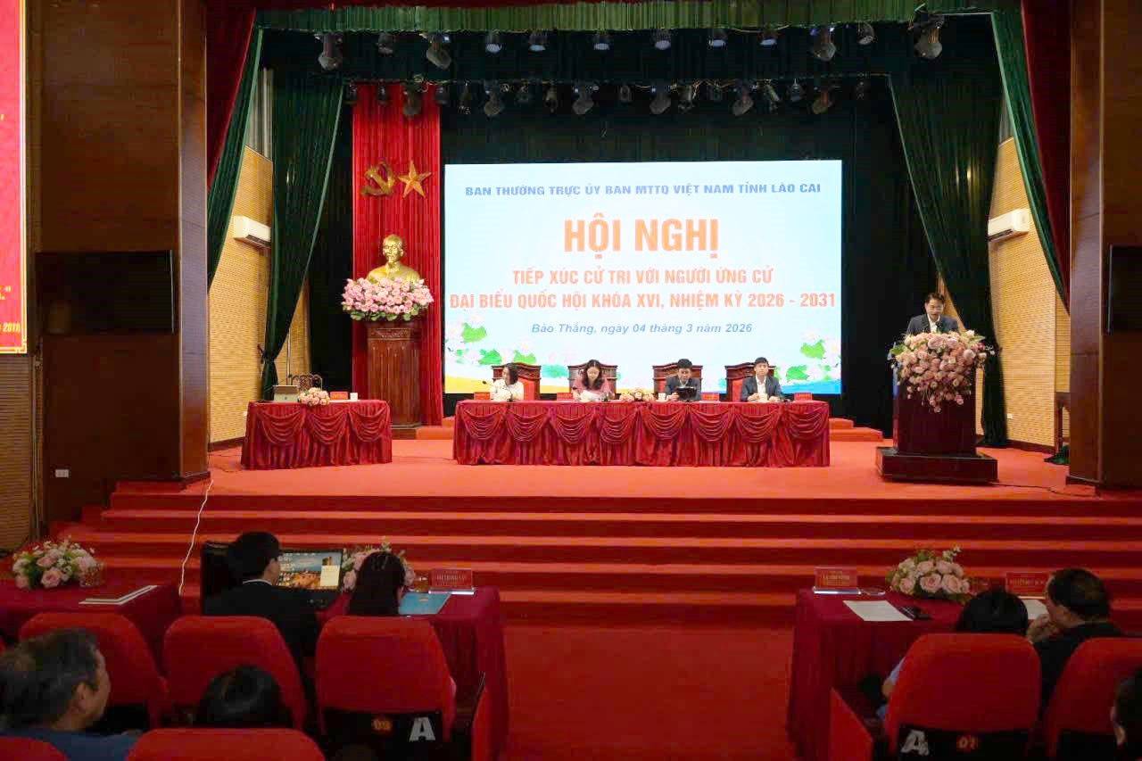 Lào Cai: Hội nghị tiếp xúc cử tri với người ứng cử đại biểu Quốc hội khóa XVI tại đơn vị số 4