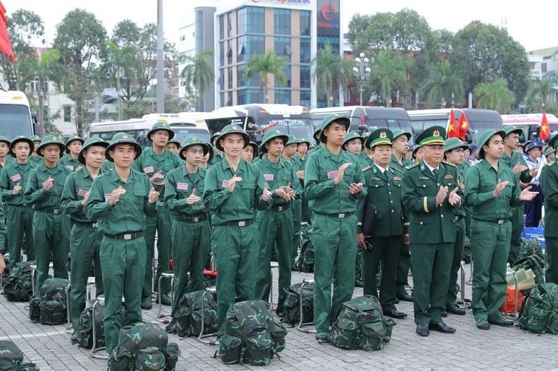 Thanh Hóa: Sôi nổi ngày Hội Tòng quân - hàng nghìn thanh niên lên đường nhập ngũ