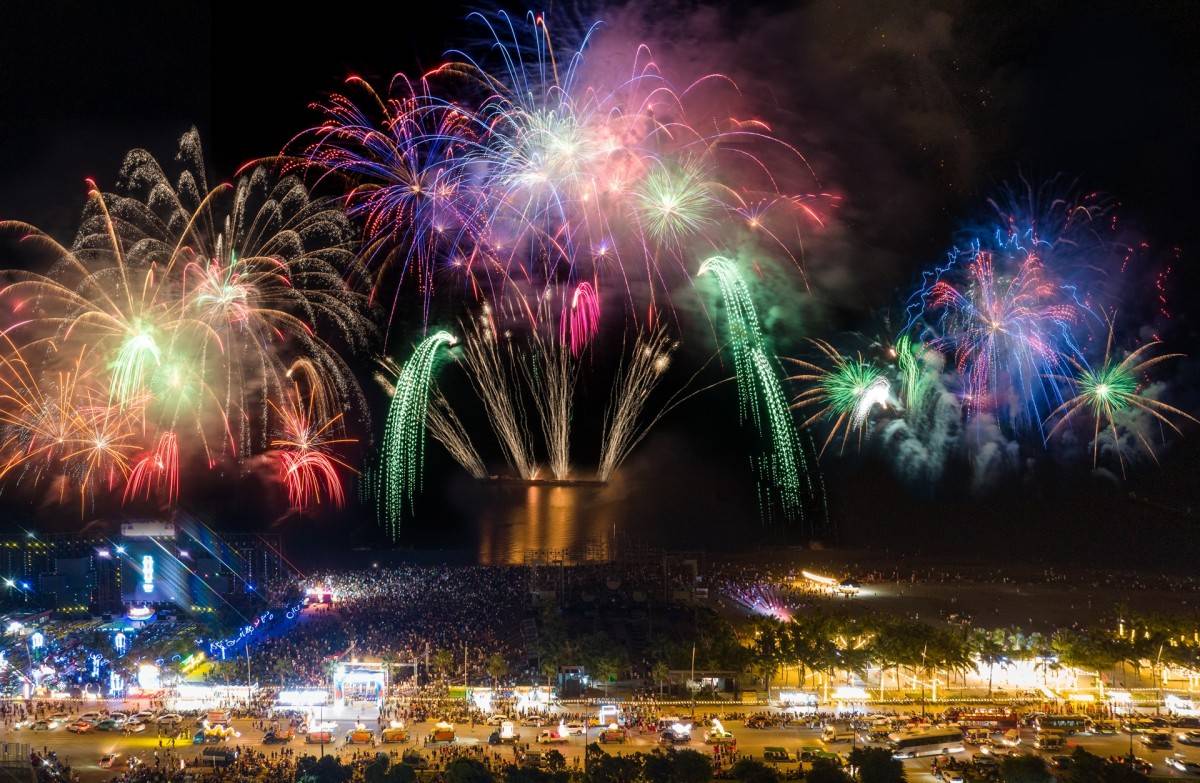 Quảng Ninh, đặc biệt là Khu vực Bãi Cháy trên đà trở thành trung tâm du lịch tầm cỡ quốc tế. Ảnh: Ánh Dương.