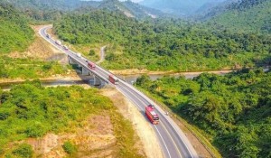 Tăng tốc cao tốc Cam Lộ – La Sơn với chiến dịch thi công 75 ngày đêm