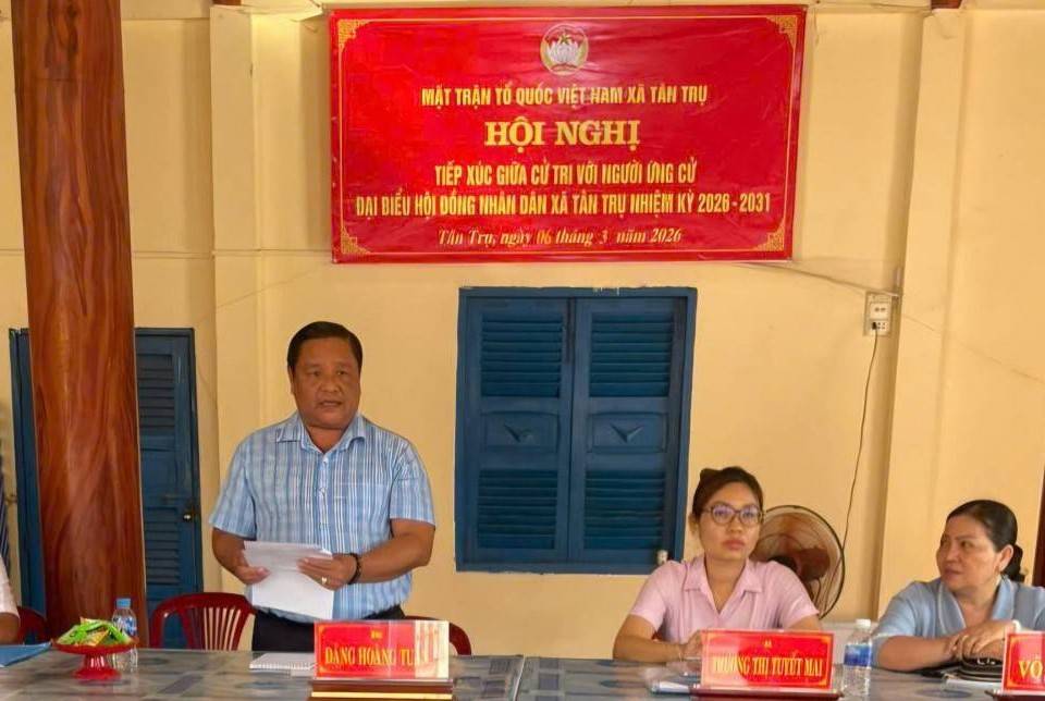 Tân Trụ đặt mục tiêu lên phường năm 2030: Bí thư Đảng ủy xã Đặng Hoàng Tuấn công bố chương trình hành động