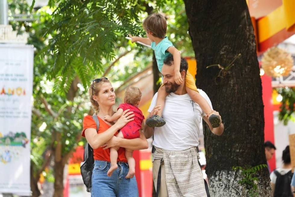 Khách quốc tế đến Việt Nam đạt gần 4,7 triệu lượt trong hai tháng đầu năm 2026