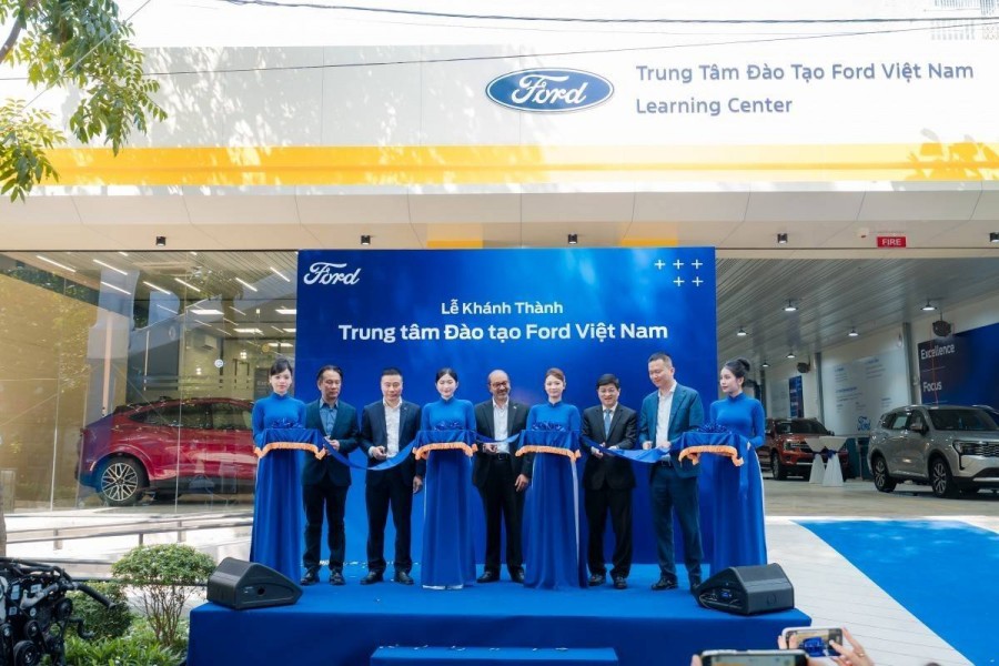 Ford Việt Nam khai trương trung tâm đào tạo và triển khai học bổng AutoTech, thúc đẩy phát triển nhân lực ngành ô tô