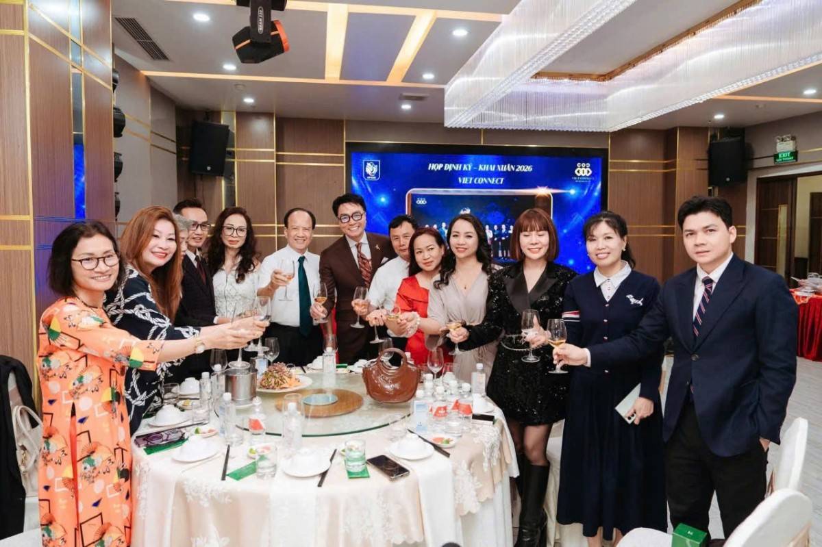 tinh thần mà cộng đồng VietConnect luôn hướng tới: kết nối – sẻ chia – cùng phát triển.