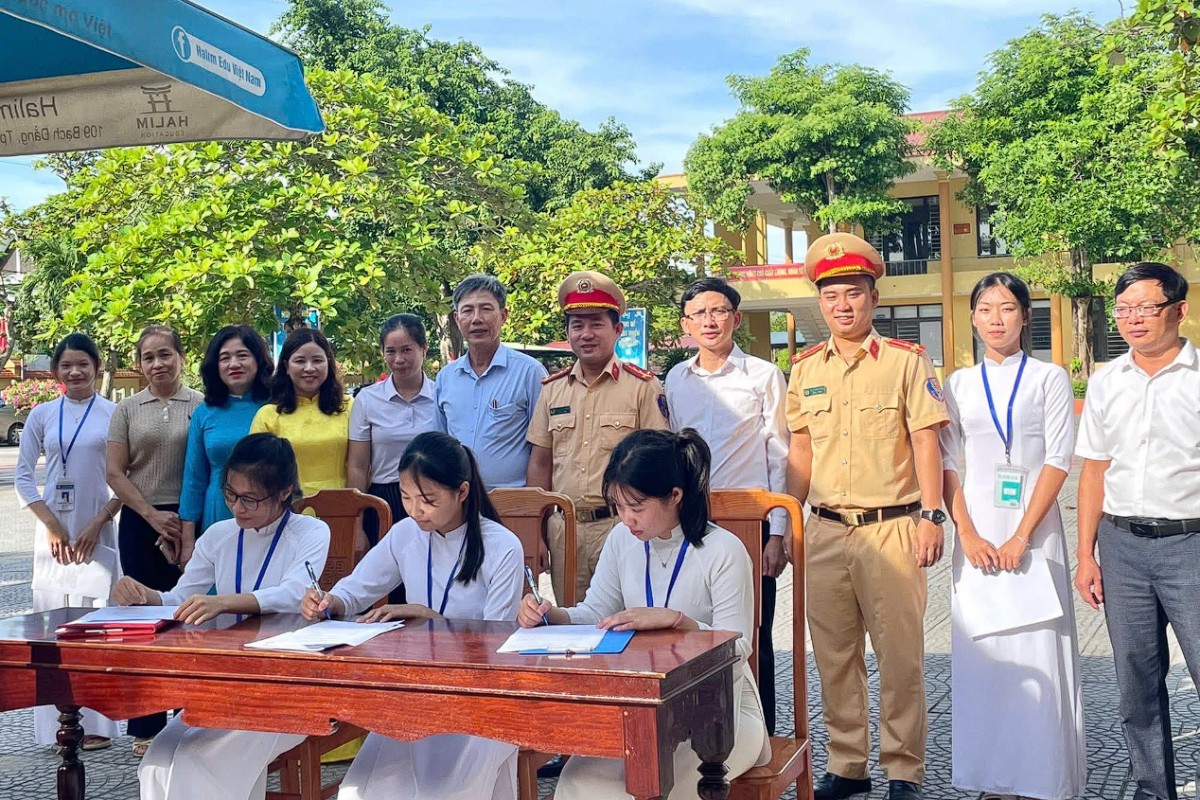 Tuổi trẻ Quảng Trị chung tay giữ gìn trật tự, an toàn giao thông