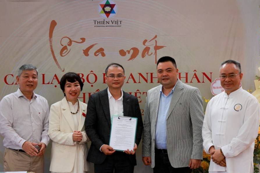 Doanh nhân tìm kiếm “tỉnh thức” để cân bằng trong lãnh đạo và phát triển bền vững