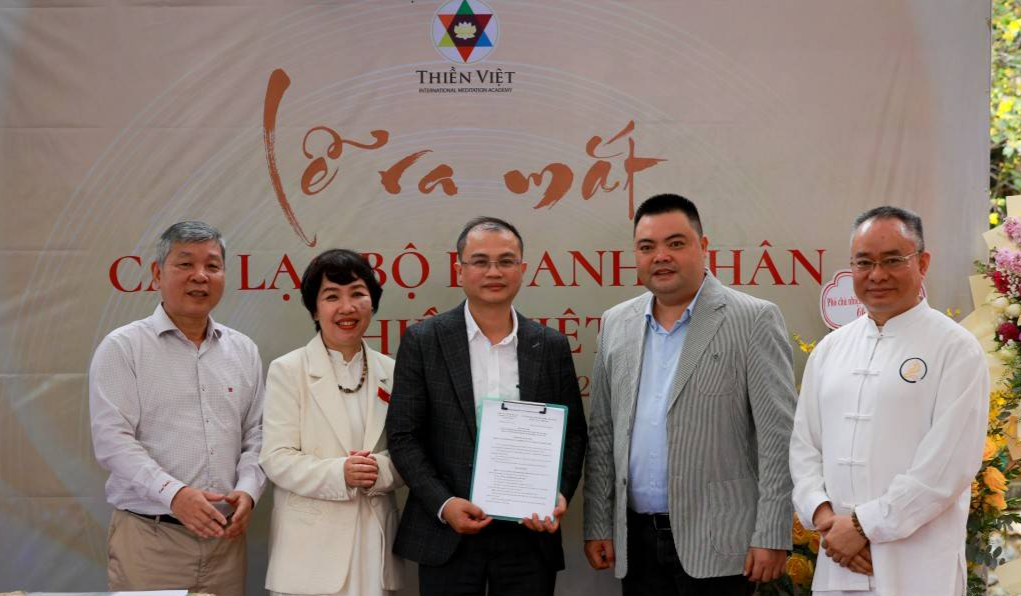 Doanh nhân tìm kiếm “tỉnh thức” để cân bằng trong lãnh đạo và phát triển bền vững