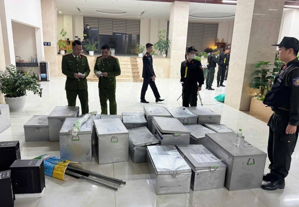 Khởi tố Giám đốc Công ty Quan Minh, thu giữ vũ khí quân dụng và ma túy