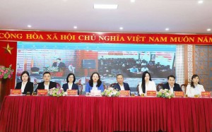 Lào Cai: Cử tri góp ý chương trình hành động ứng cử viên HĐND tỉnh khóa XVII tại đơn vị số 9