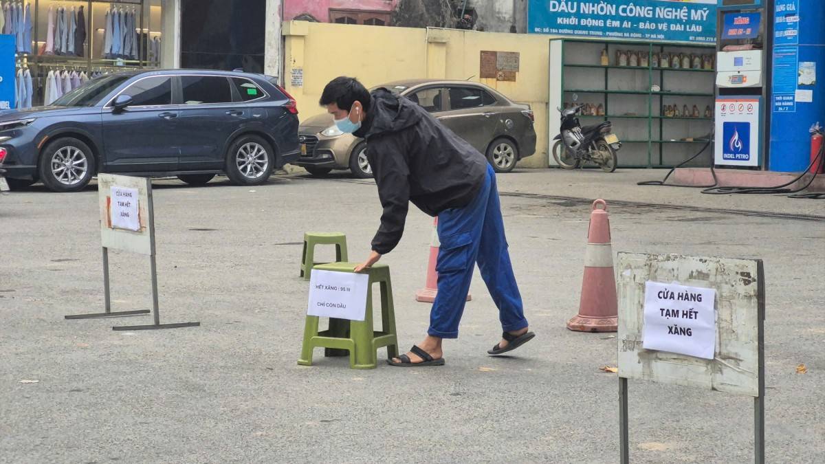 Hà Nội tăng cường kiểm soát thị trường xăng dầu, kiên quyết xử lý hành vi găm hàng, đầu cơ