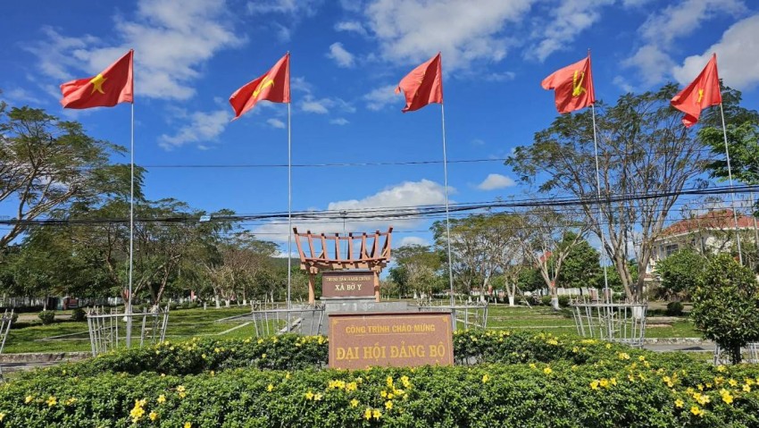 Những ngày này, tại xã biên giới Bờ Y (tỉnh Quảng Ngãi), cán bộ địa phương và các đoàn thể đang tất bật với nhiều hoạt động chuẩn bị cho ngày bầu cử