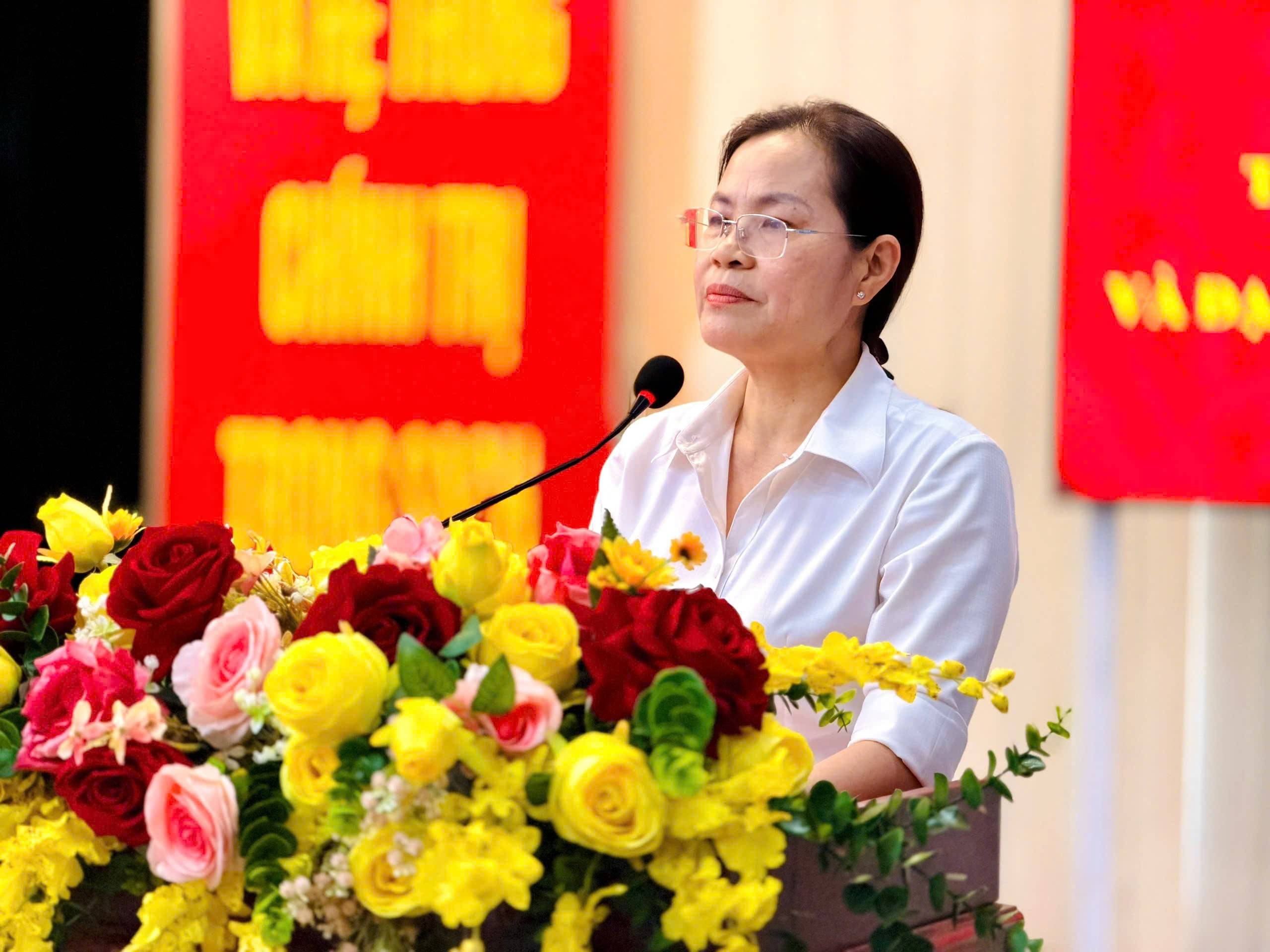 Ứng cử viên Đại biểu Quốc hội  khoá XVI Phạm Văn Thanh: Giá xăng dầu có thể sớm “hạ nhiệt” trong 1-2 ngày tới