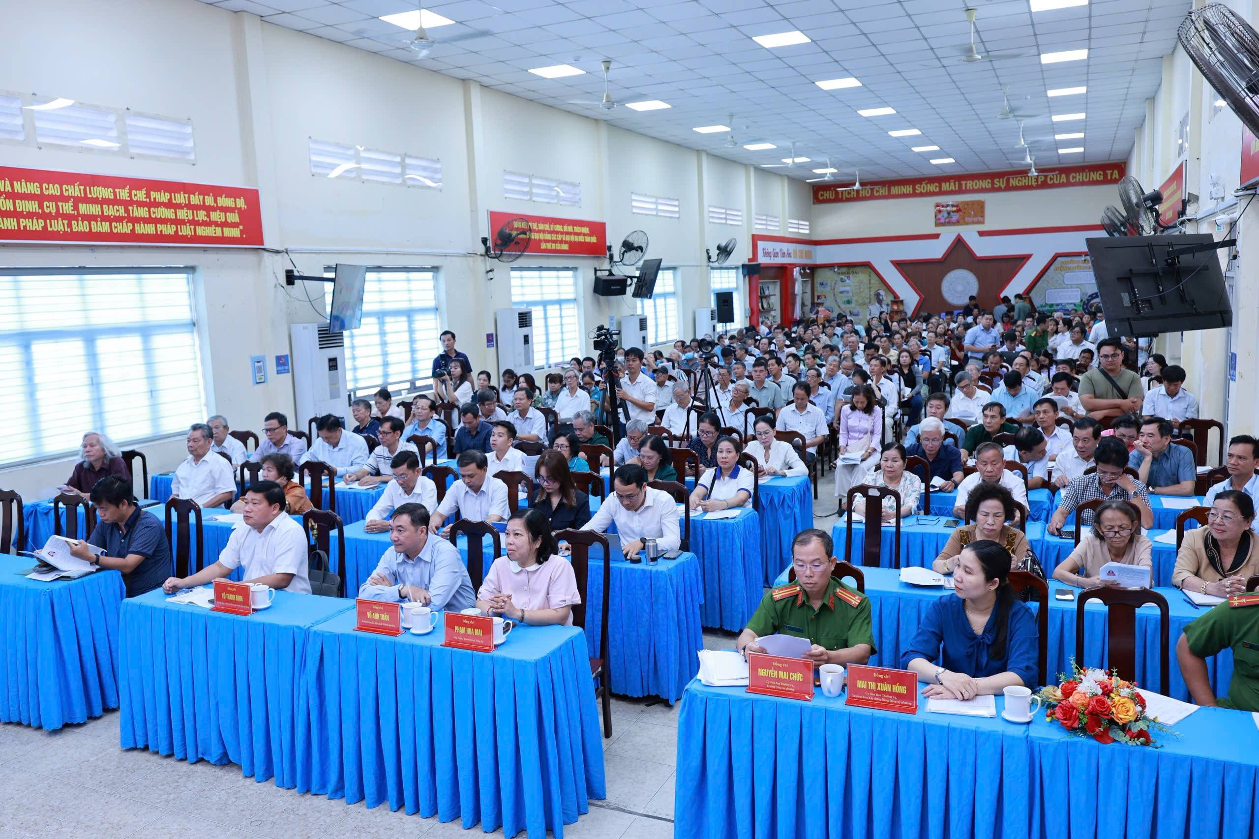 TP.HCM: Cử tri Hiệp Bình kiến nghị cải thiện hạ tầng, mở rộng cơ hội việc làm cho người trẻ