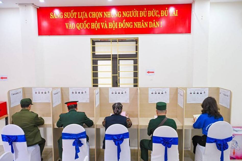 Hà Nội vận hành thử quy trình bỏ phiếu trước ngày bầu cử