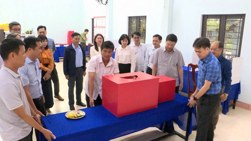 Phó Bí thư Ngô Xuân Thắng làm trưởng đoàn đã đến kiểm tra công tác chuẩn bị bầu cử đại biểu Quốc hội khóa XVI và đại biểu Hội đồng nhân dân các cấp, nhiệm kỳ 2026–2031 trên địa bàn phường Bàn Thạch