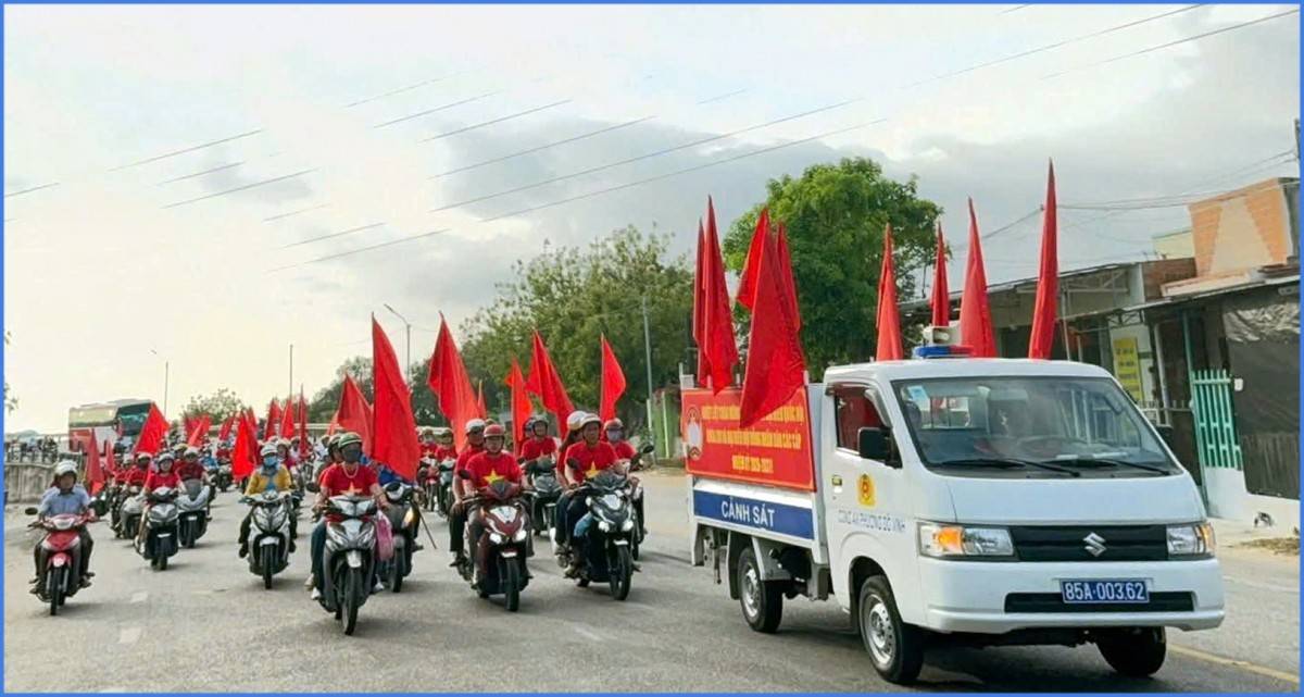 Phường Nam Nha Trang, Cam Ranh tuyên truyền lưu động về bầu cử đại biểu Quốc hội khóa XVI và đại biểu HĐND các cấp