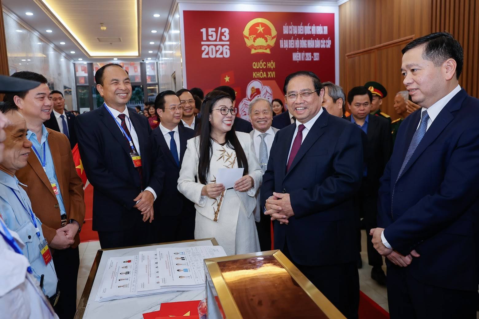 Chùm ảnh: Các đồng chí lãnh đạo Đảng, Nhà nước thực hiện quyền cử tri