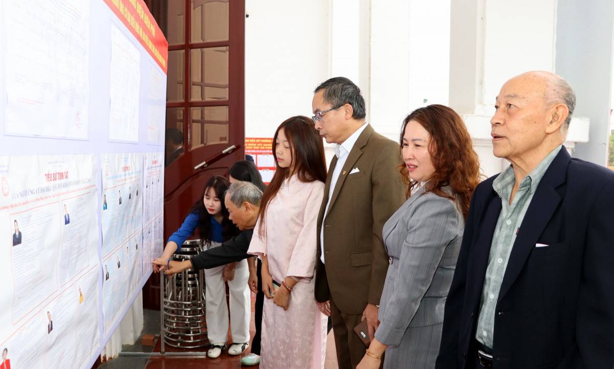 Điện Biên: Bí thư Tỉnh ủy Trần Tiến Dũng dự khai mạc, bỏ phiếu bầu cử