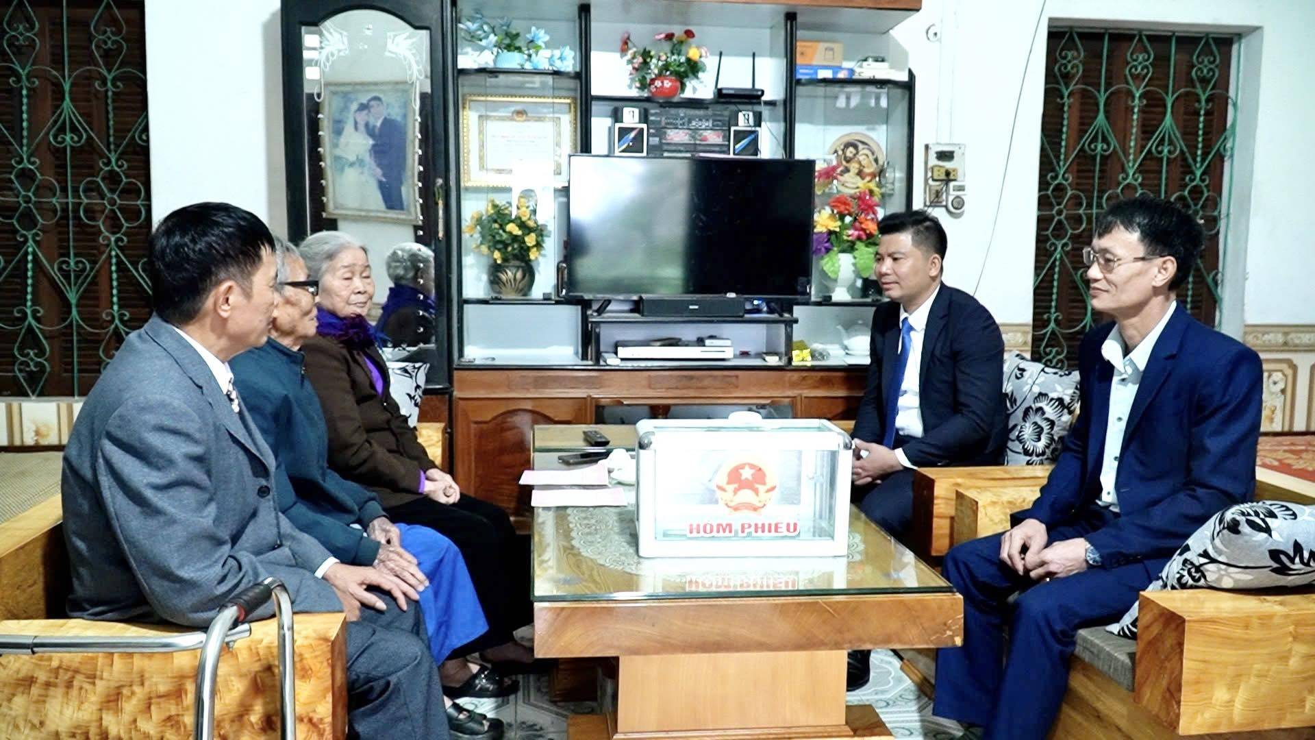 Lào Cai: Hòm phiếu phụ bảo đảm quyền bầu cử cho cử tri cao tuổi, yếu thế ở xã Mậu A