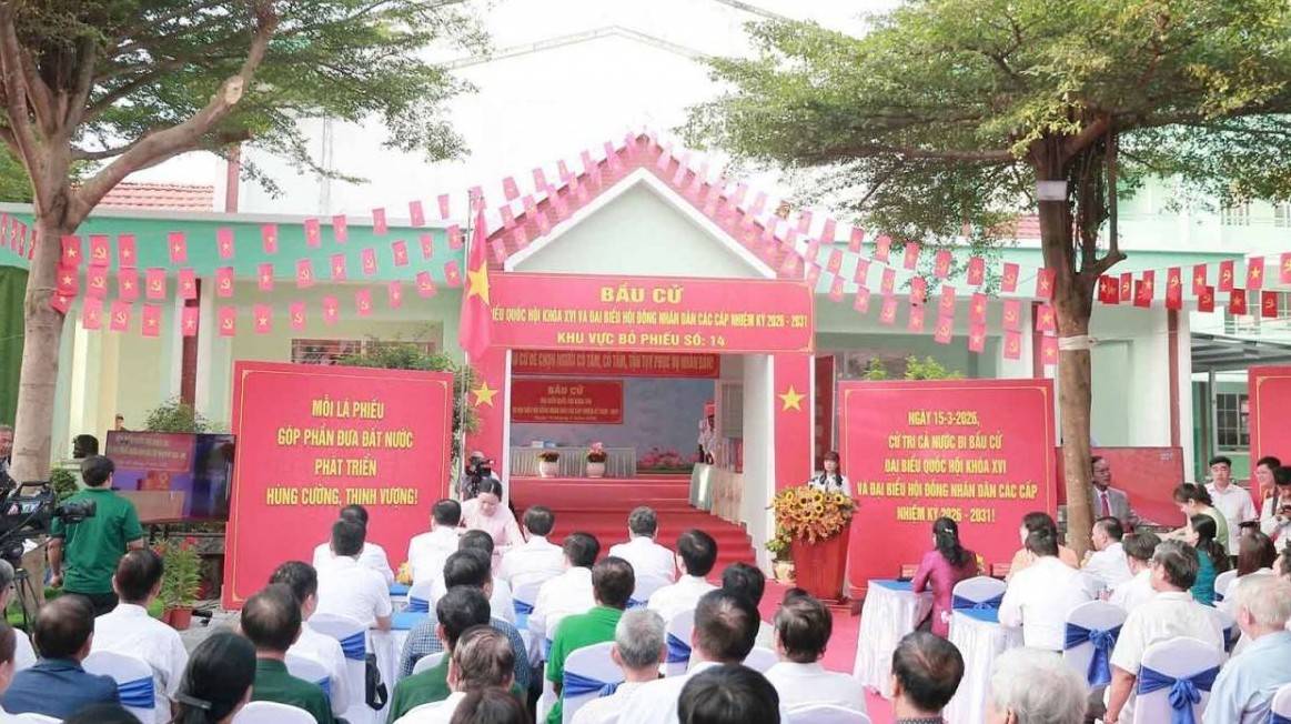 Gần 50% cử tri tại TP.HCM đã tham gia bầu cử sau hơn 4 giờ khai mạc